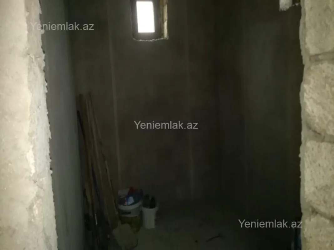 Satılır 5 otaqlı həyət evi 120 m²