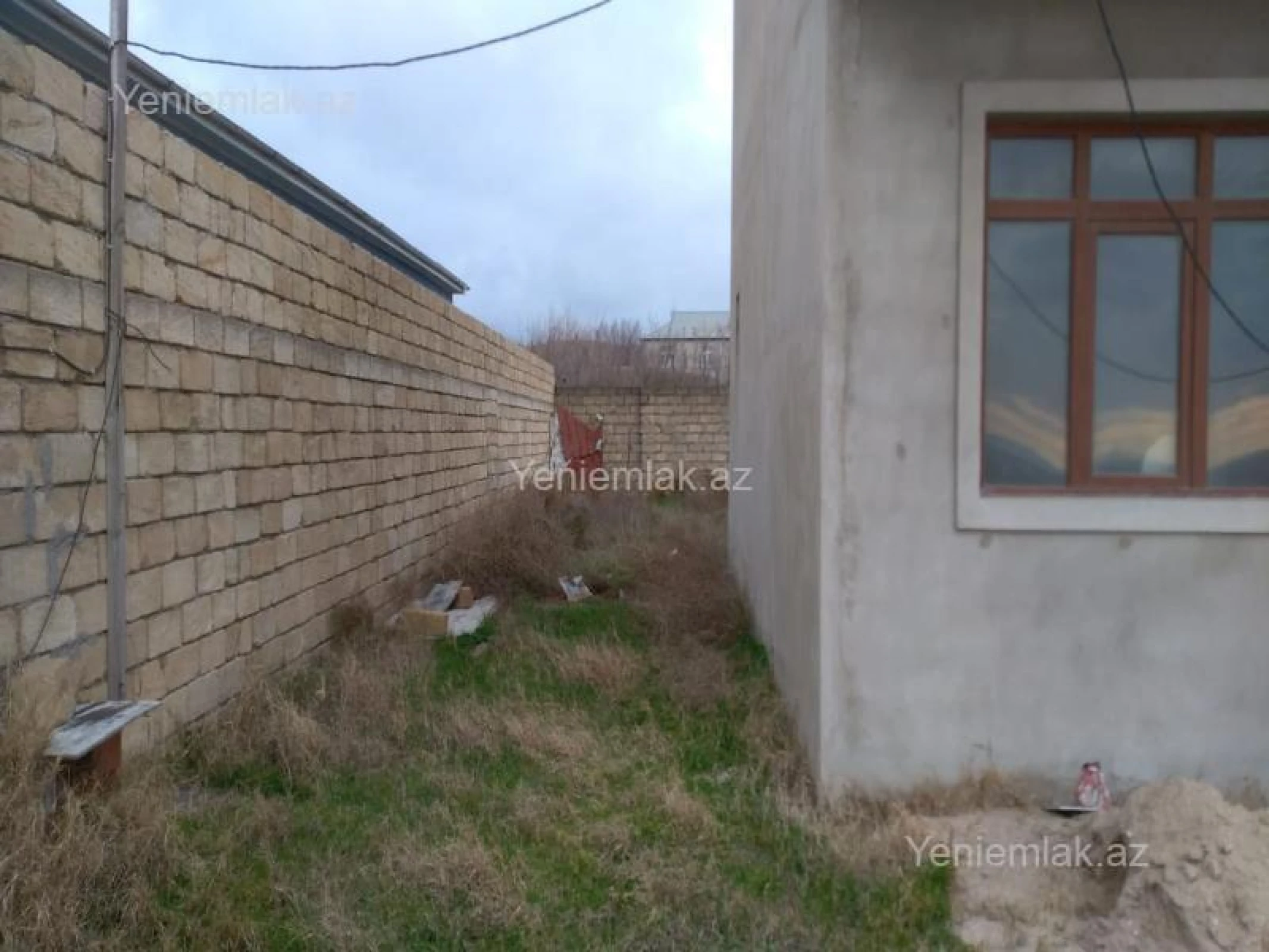 Satılır 5 otaqlı həyət evi 120 m²