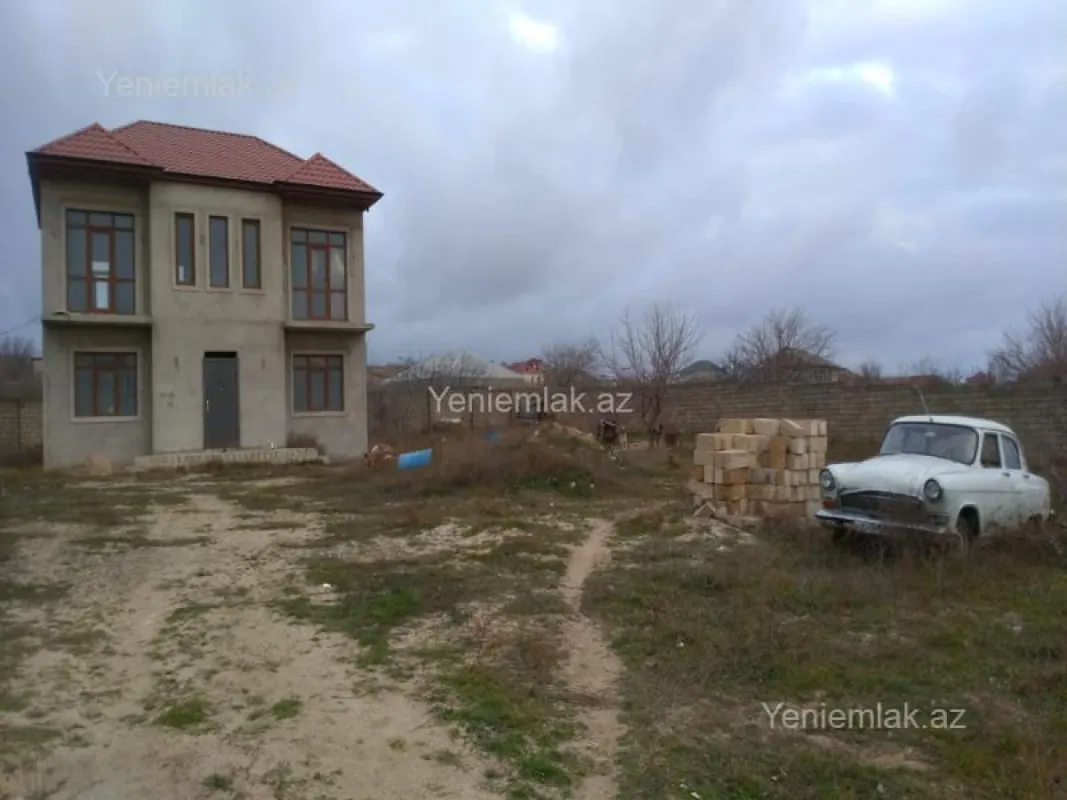 Satılır 5 otaqlı həyət evi 120 m²