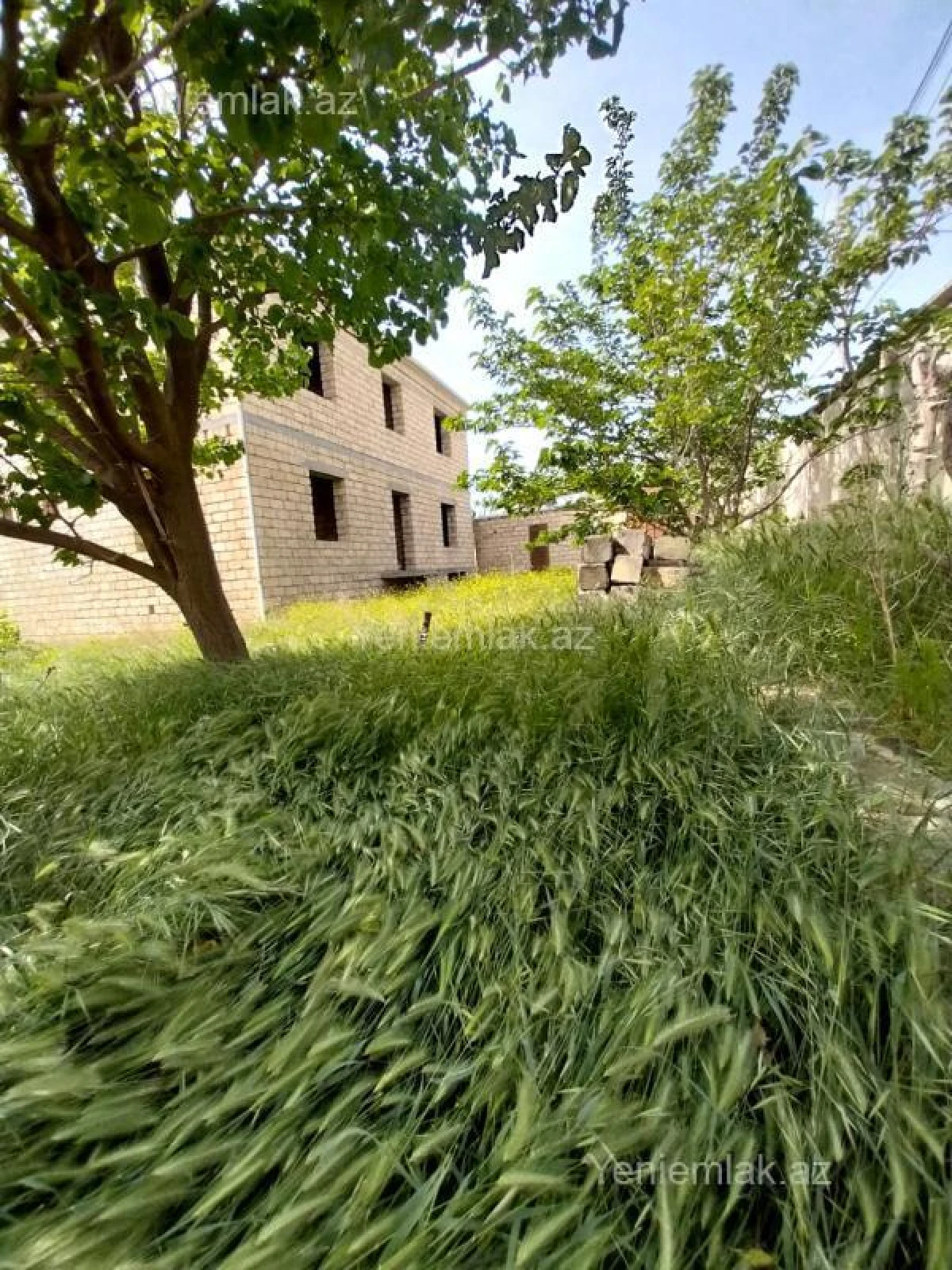 Satılır 6 otaqlı həyət evi 300 m²