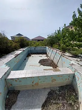 Satılır 6 otaqlı həyət evi 300 m²