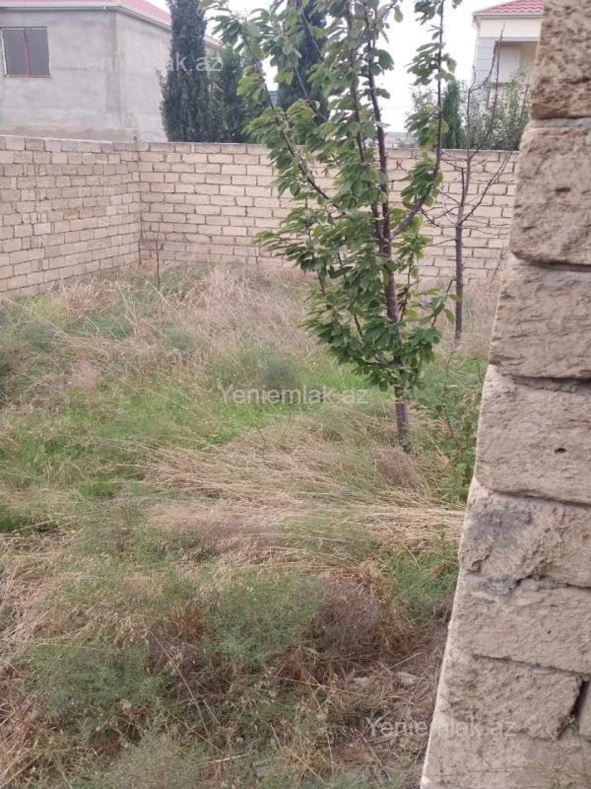 Satılır 8 otaqlı həyət evi 570 m²