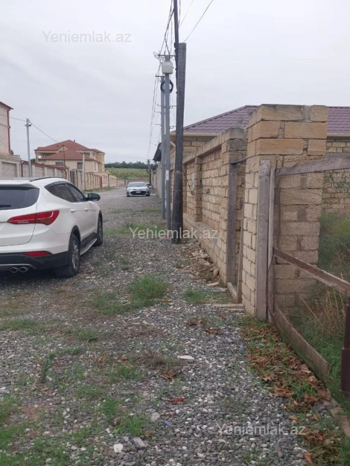 Satılır 8 otaqlı həyət evi 570 m²