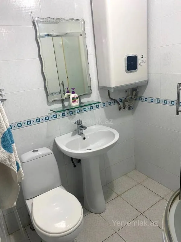 Satılır 1 otaqlı köhnə tikili 40 m²