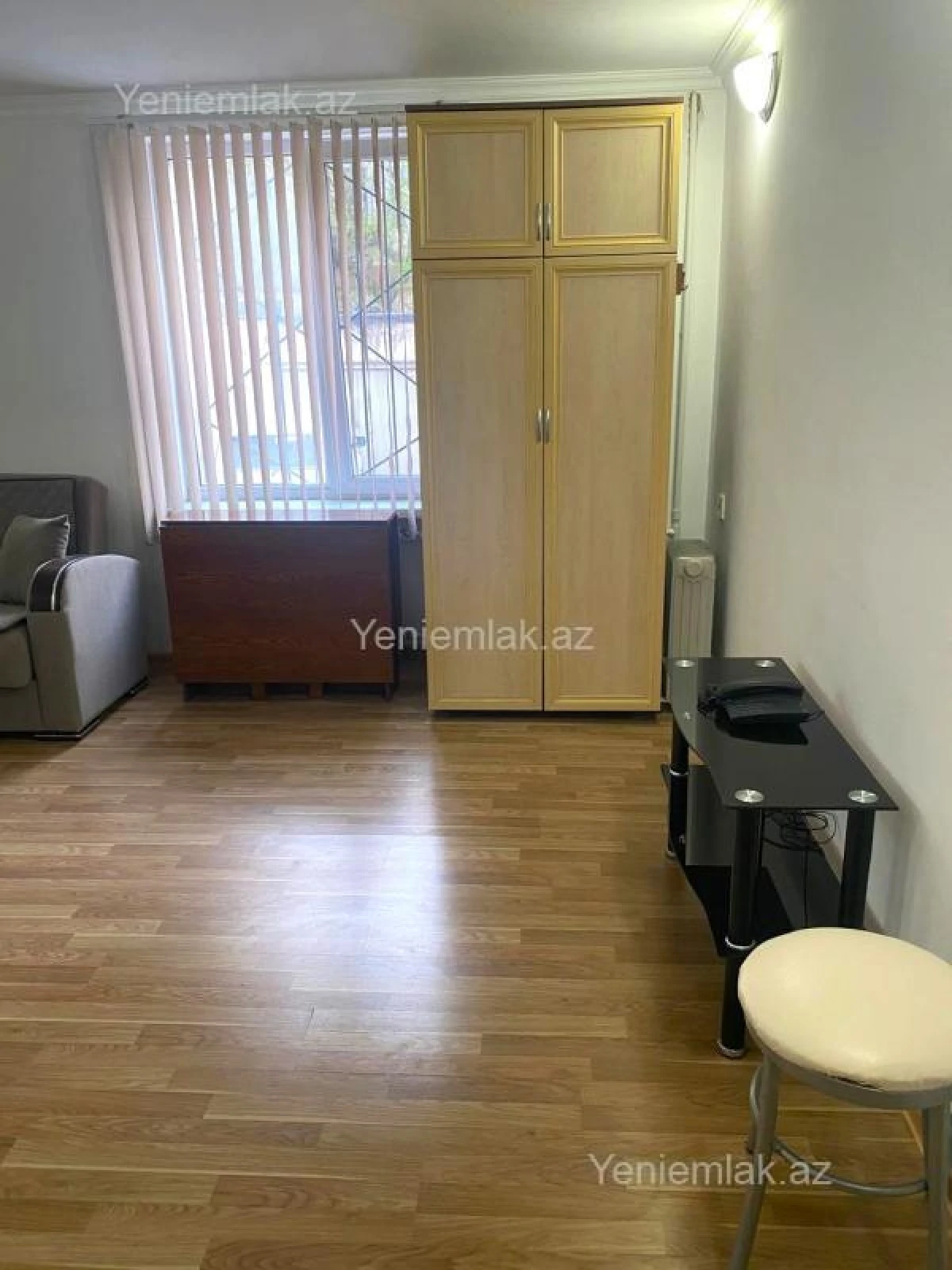 Satılır 1 otaqlı köhnə tikili 40 m²