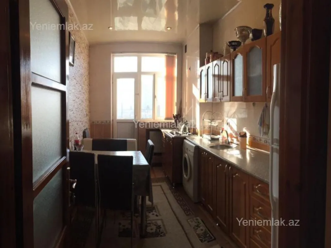 Satılır 3 otaqlı yeni tikili 110 m²