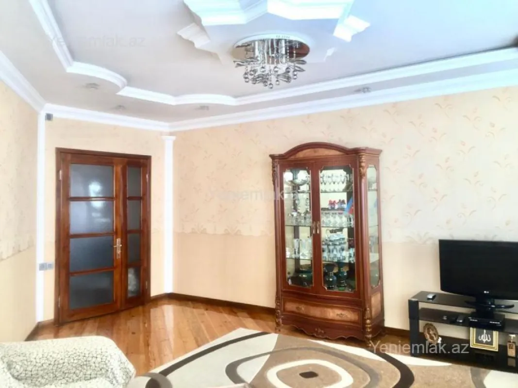 Satılır 3 otaqlı yeni tikili 110 m²