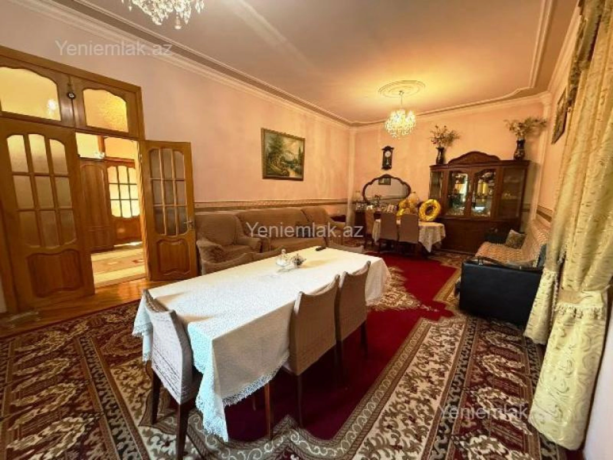 Satılır 5 otaqlı həyət evi 200 m²