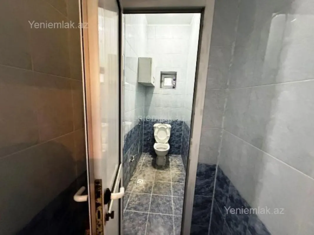 Satılır 5 otaqlı həyət evi 200 m²