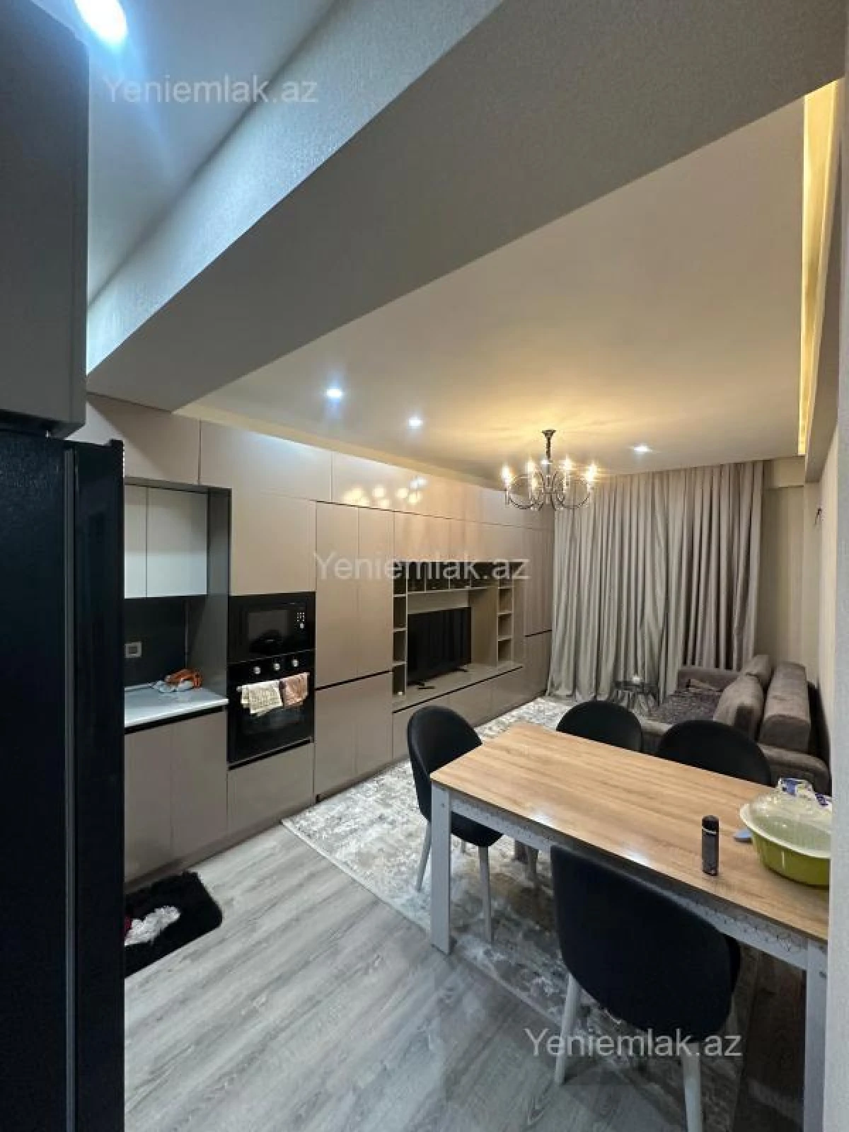 Satılır 3 otaqlı yeni tikili 105 m²