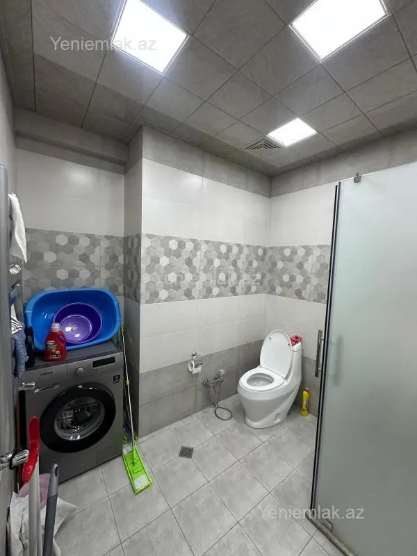 Satılır 3 otaqlı yeni tikili 105 m²