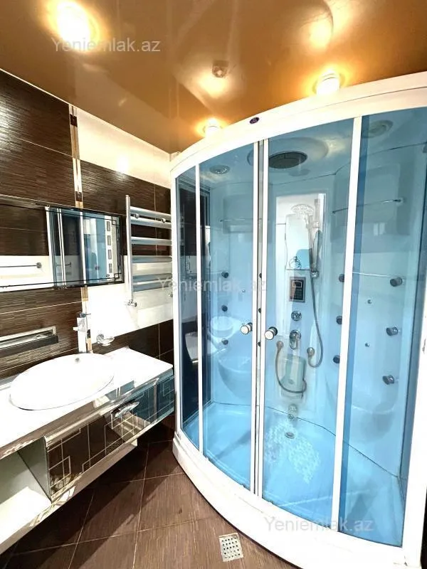 Satılır 3 otaqlı yeni tikili 110 m²