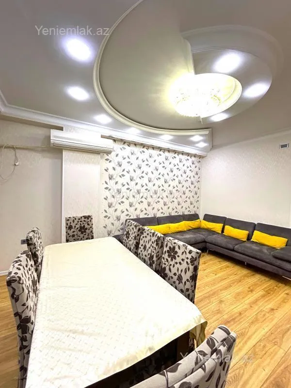 Satılır 3 otaqlı yeni tikili 110 m²