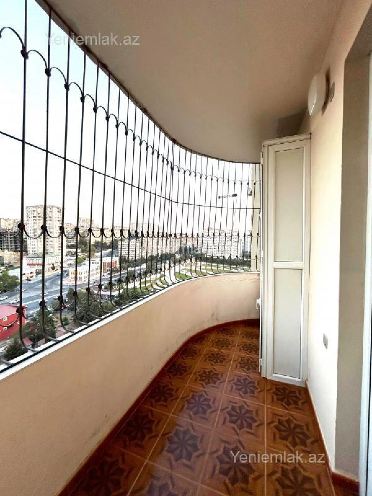 Satılır 3 otaqlı yeni tikili 110 m²