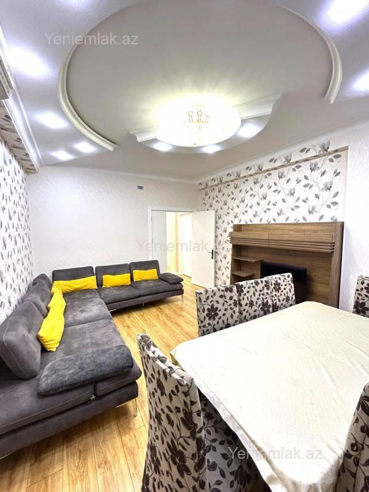 Satılır 3 otaqlı yeni tikili 110 m²