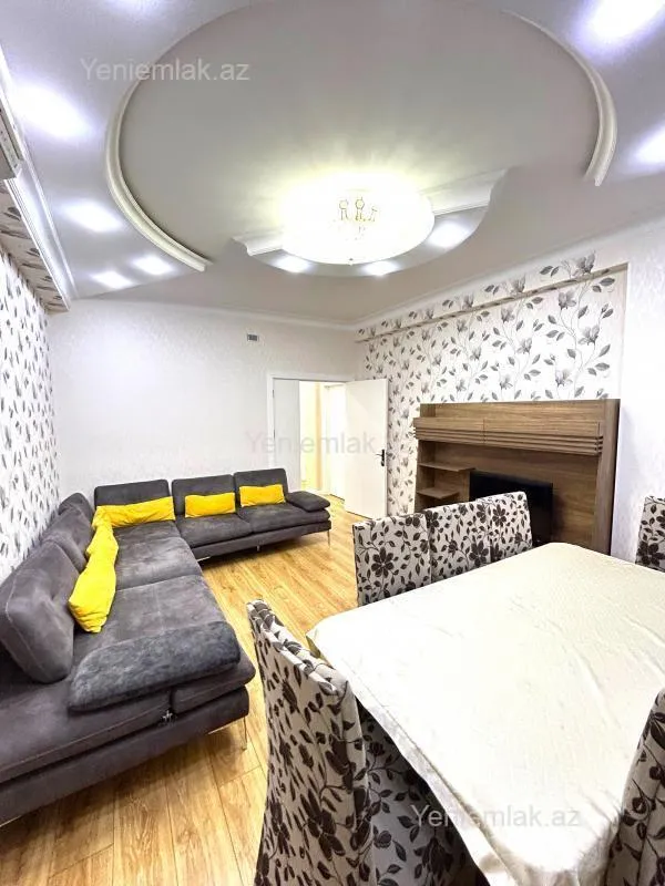 Satılır 3 otaqlı yeni tikili 110 m²