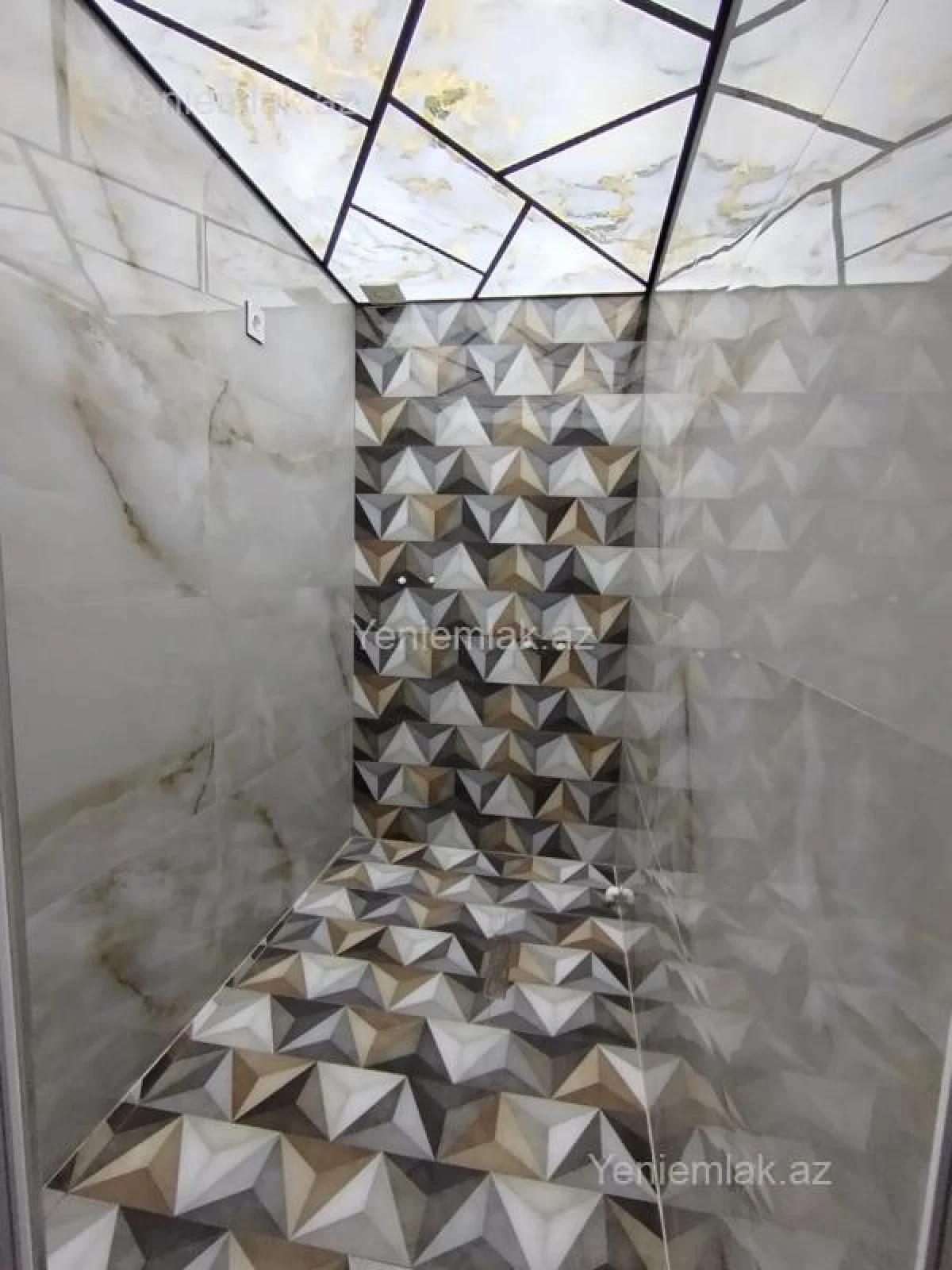 Satılır 2 otaqlı yeni tikili 60 m²