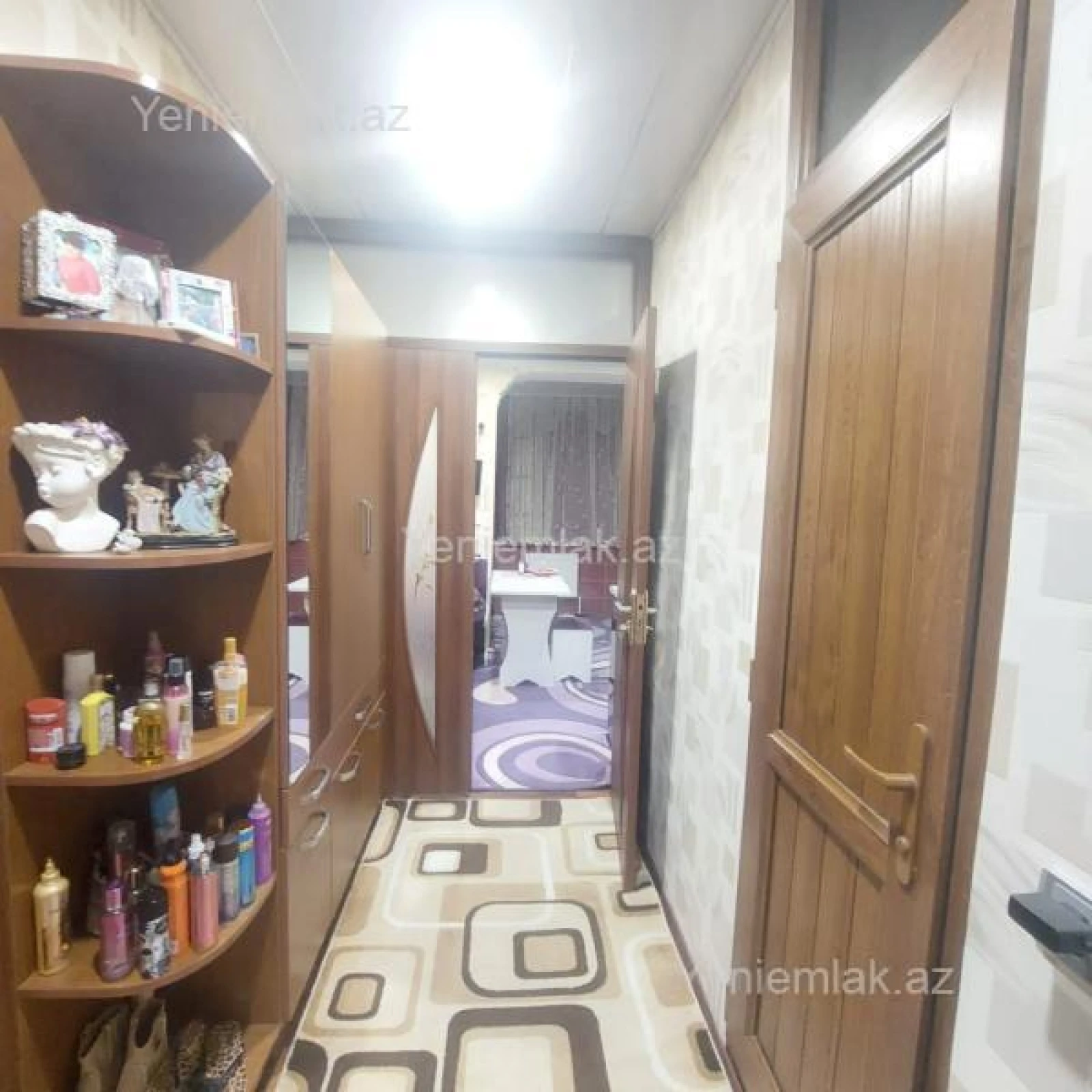 Satılır 2 otaqlı köhnə tikili 56 m²