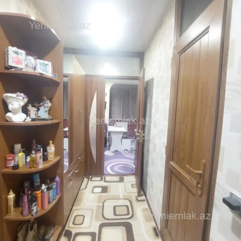 Satılır 2 otaqlı köhnə tikili 56 m²