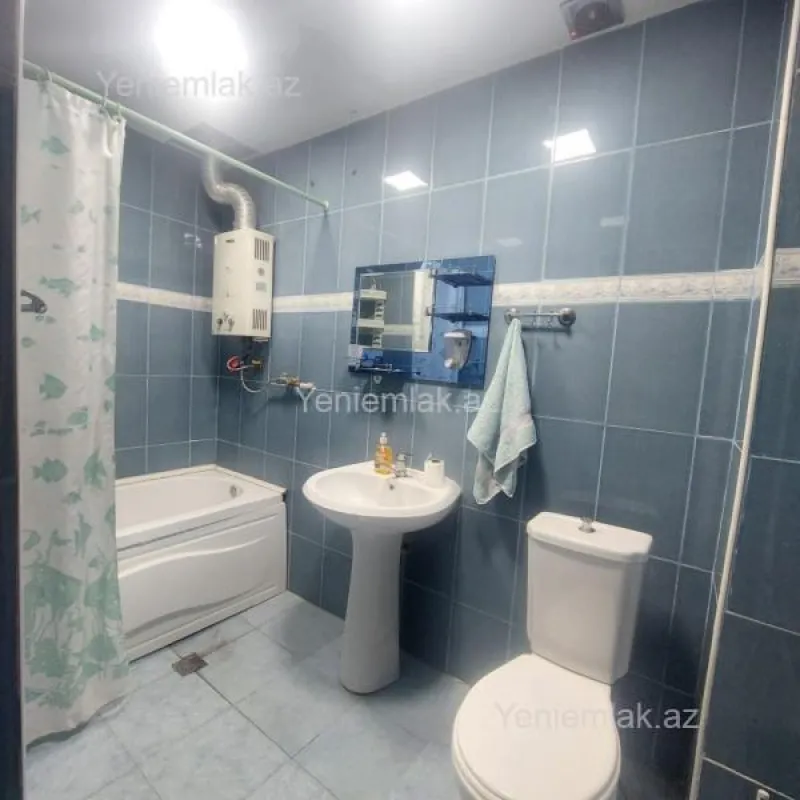 Satılır 2 otaqlı köhnə tikili 56 m²