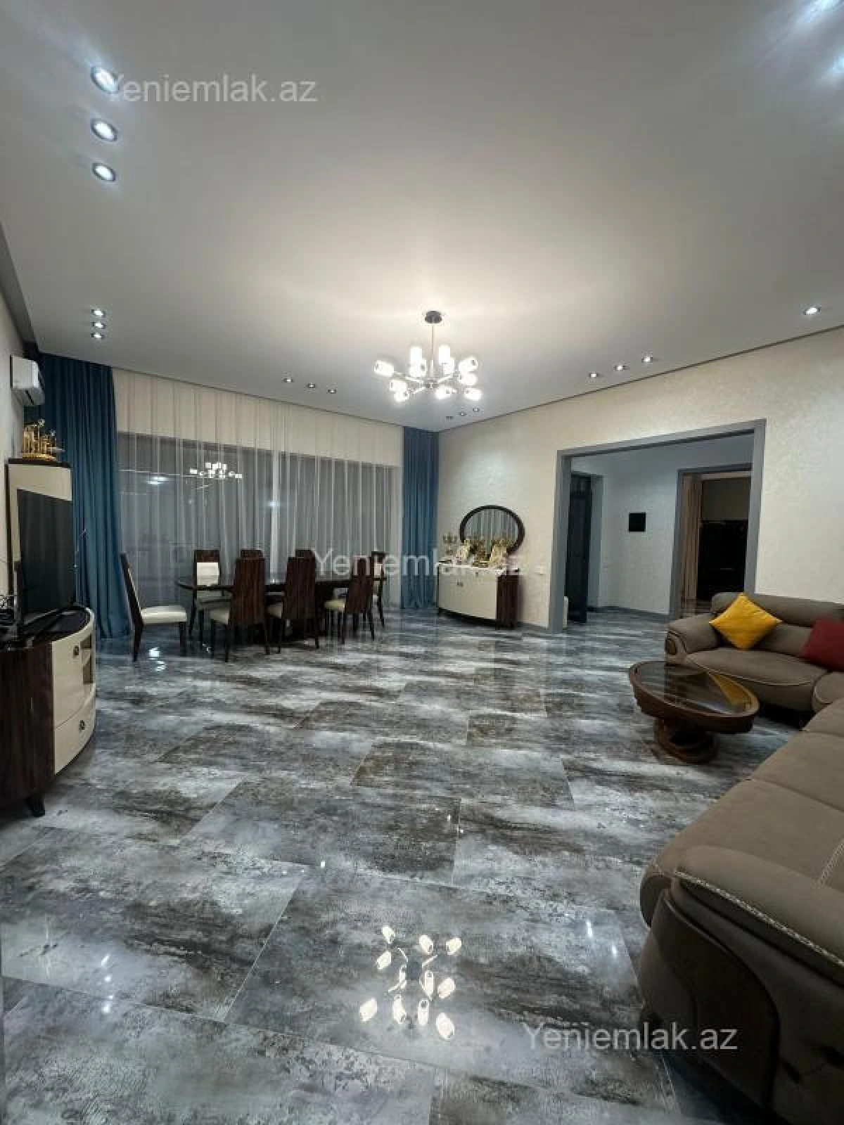 Satılır 4 otaqlı həyət evi 180 m²