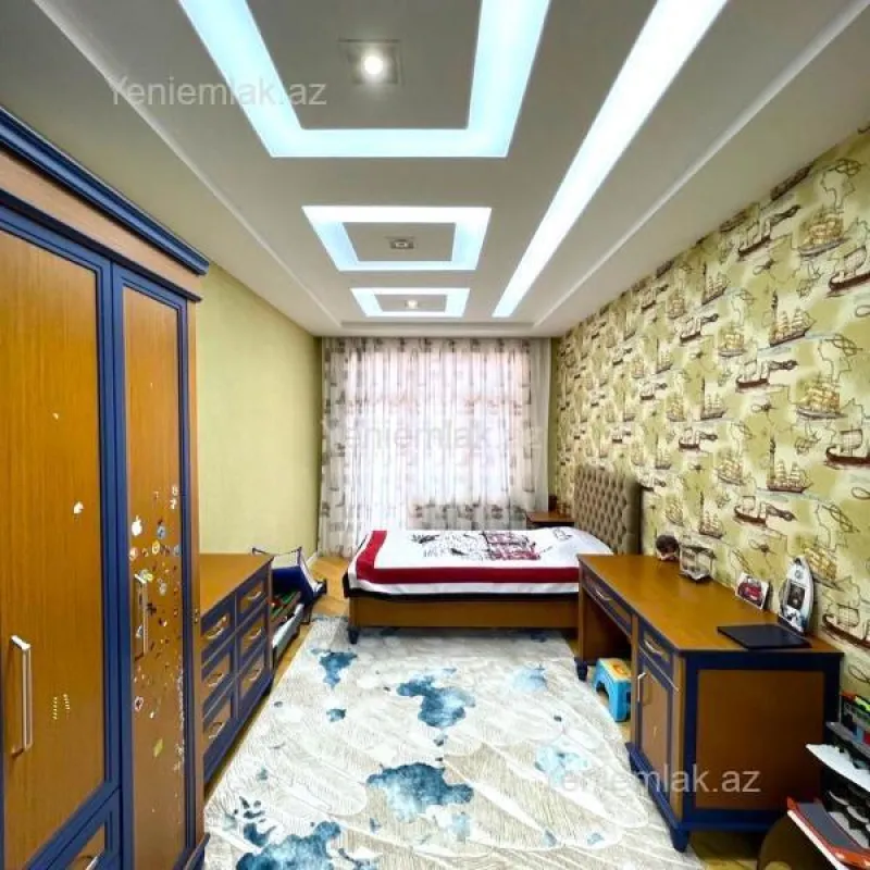 Satılır 5 otaqlı yeni tikili 230 m²