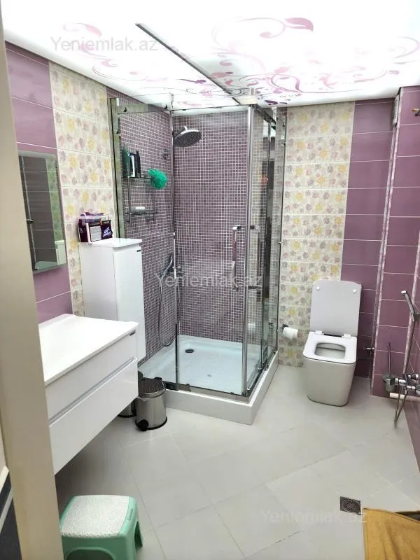 Satılır 5 otaqlı yeni tikili 230 m²