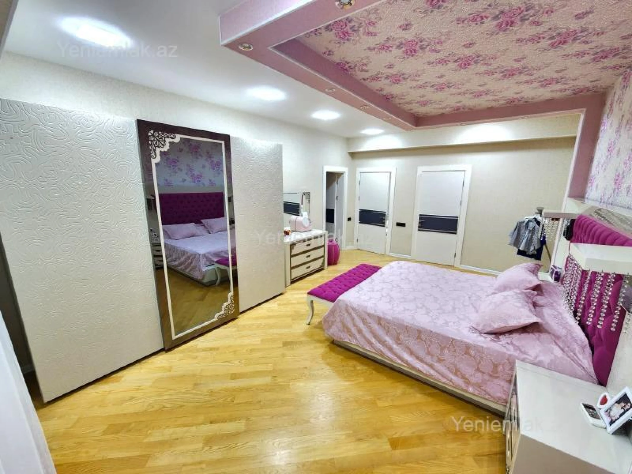 Satılır 5 otaqlı yeni tikili 230 m²