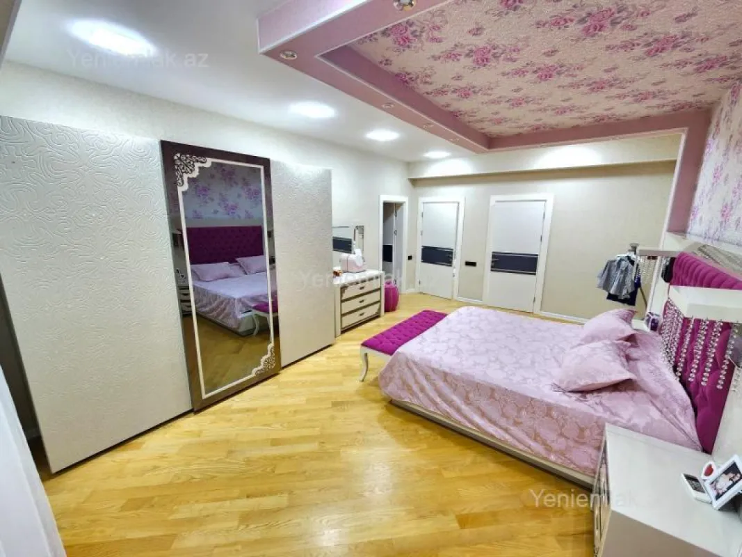 Satılır 5 otaqlı yeni tikili 230 m²