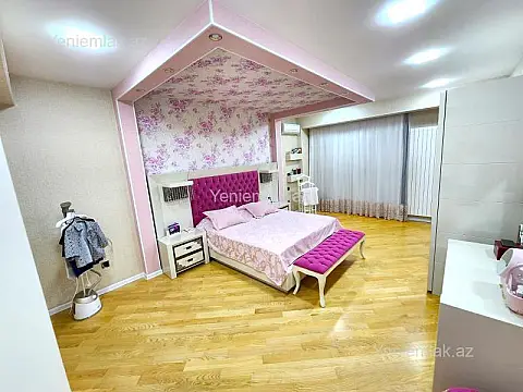 Satılır 5 otaqlı yeni tikili 230 m²
