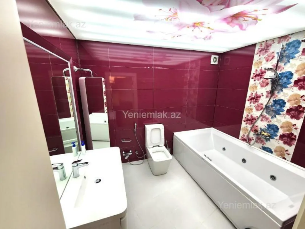 Satılır 5 otaqlı yeni tikili 230 m²