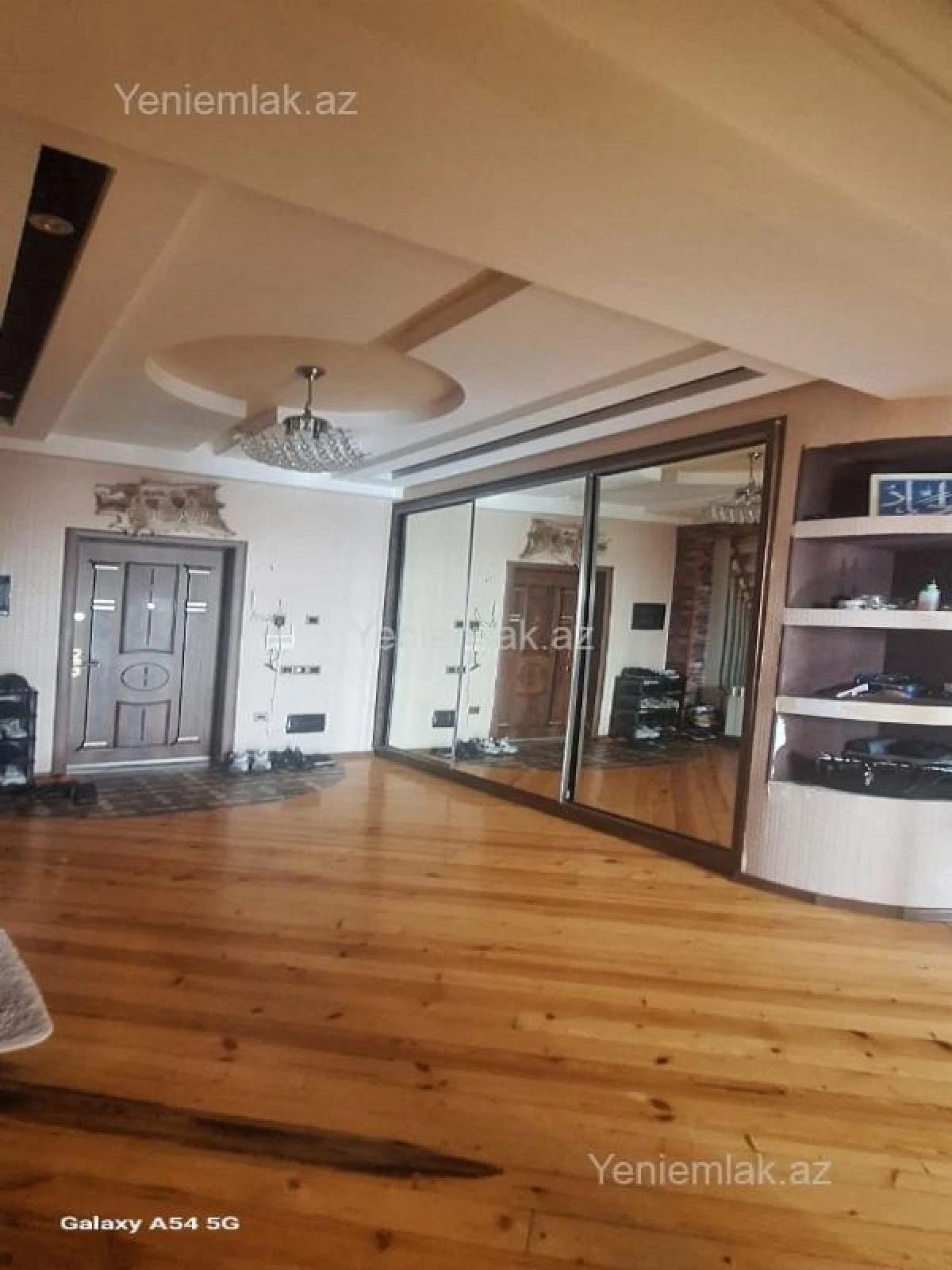 Satılır 3 otaqlı yeni tikili 126 m²