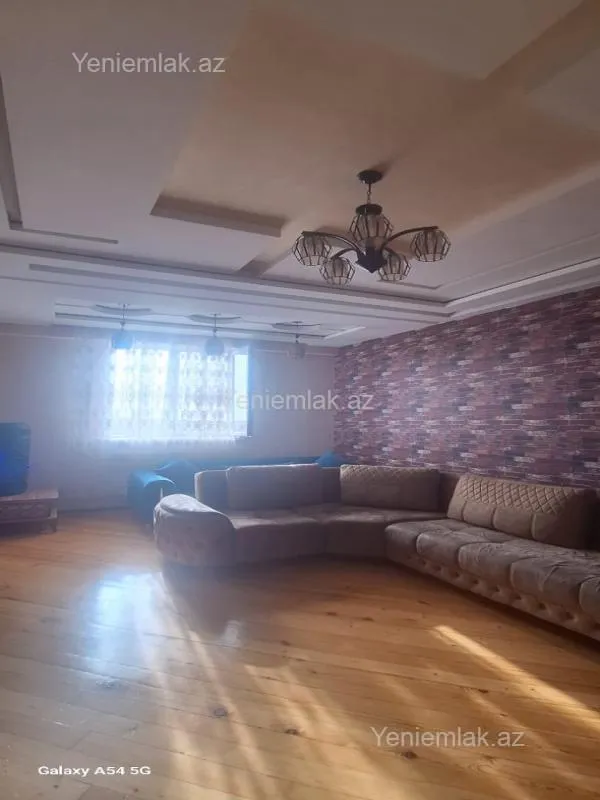Satılır 3 otaqlı yeni tikili 126 m²