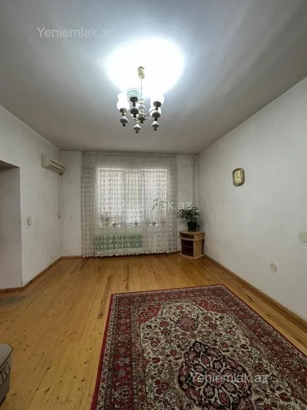 Satılır 4 otaqlı həyət evi 130 m²