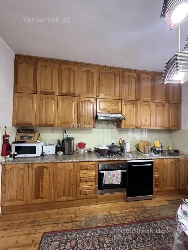 Satılır 4 otaqlı həyət evi 130 m²