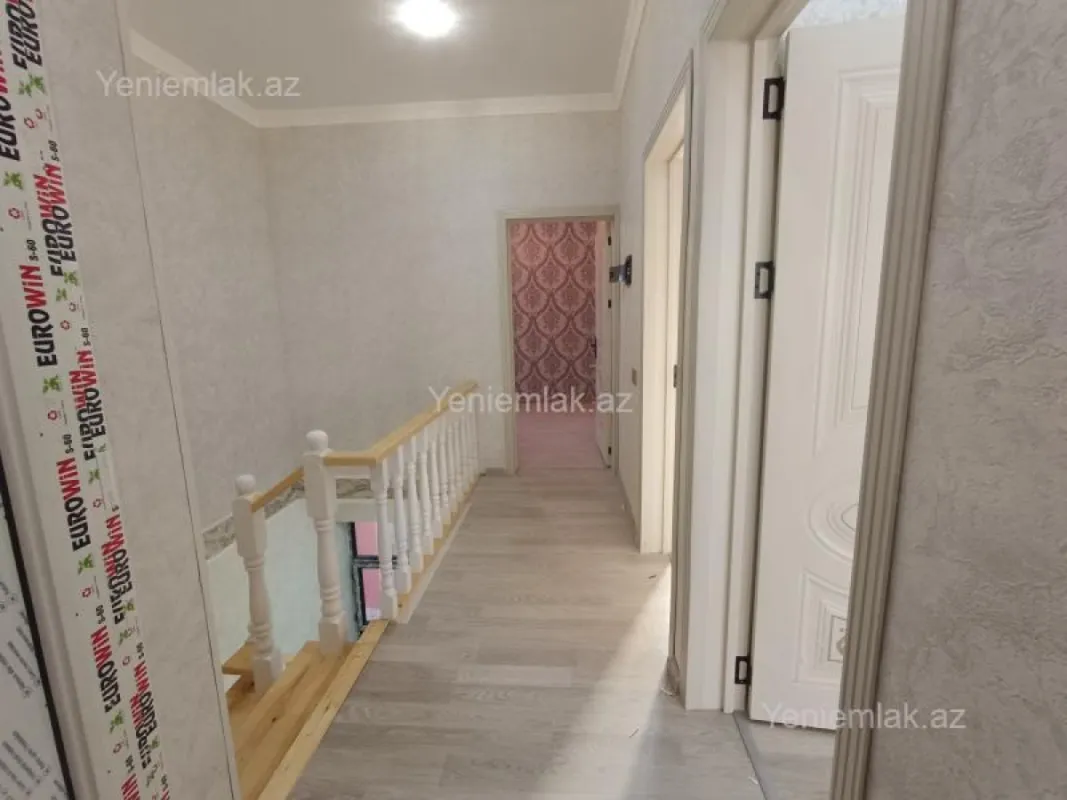 Satılır 6 otaqlı həyət evi 130 m²