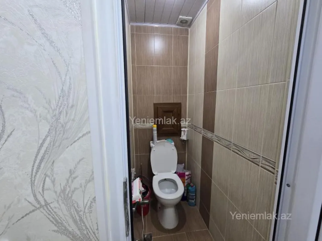 Satılır 3 otaqlı köhnə tikili 100 m²