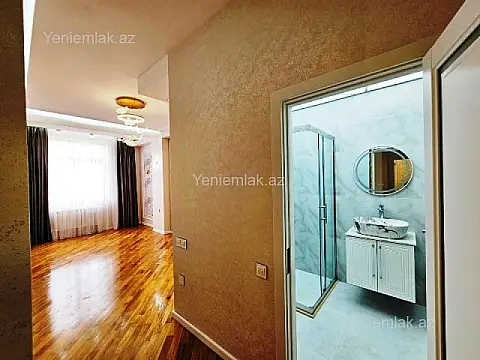 Satılır 3 otaqlı yeni tikili 126 m²