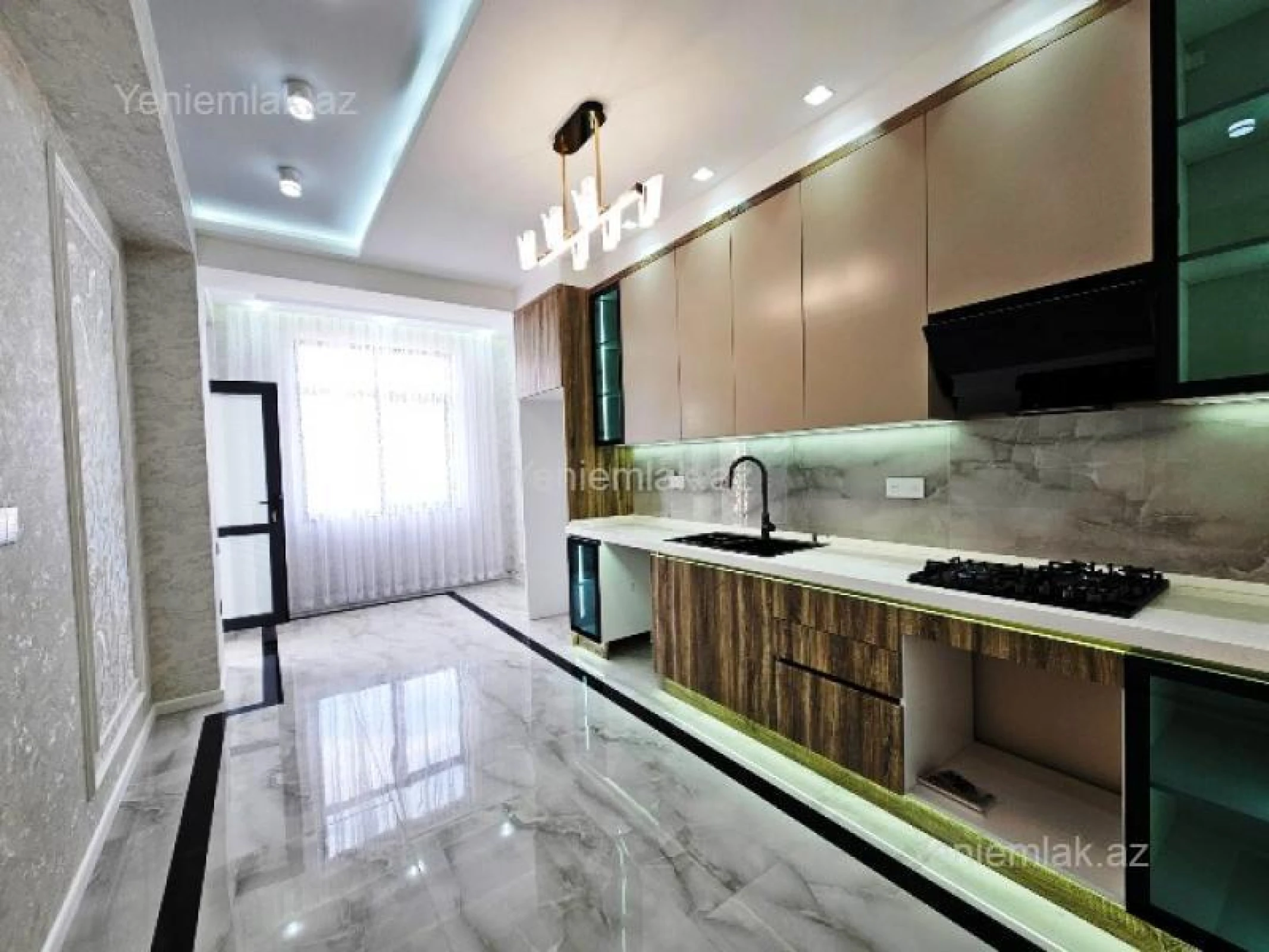 Satılır 3 otaqlı yeni tikili 126 m²