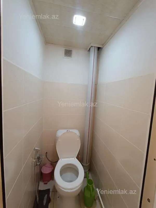 Satılır 3 otaqlı köhnə tikili 73 m²