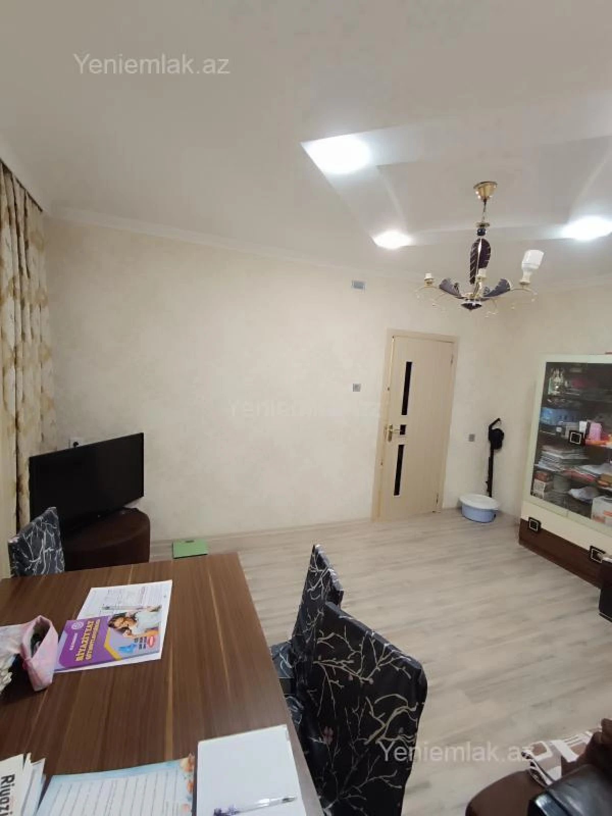 Satılır 3 otaqlı köhnə tikili 73 m²