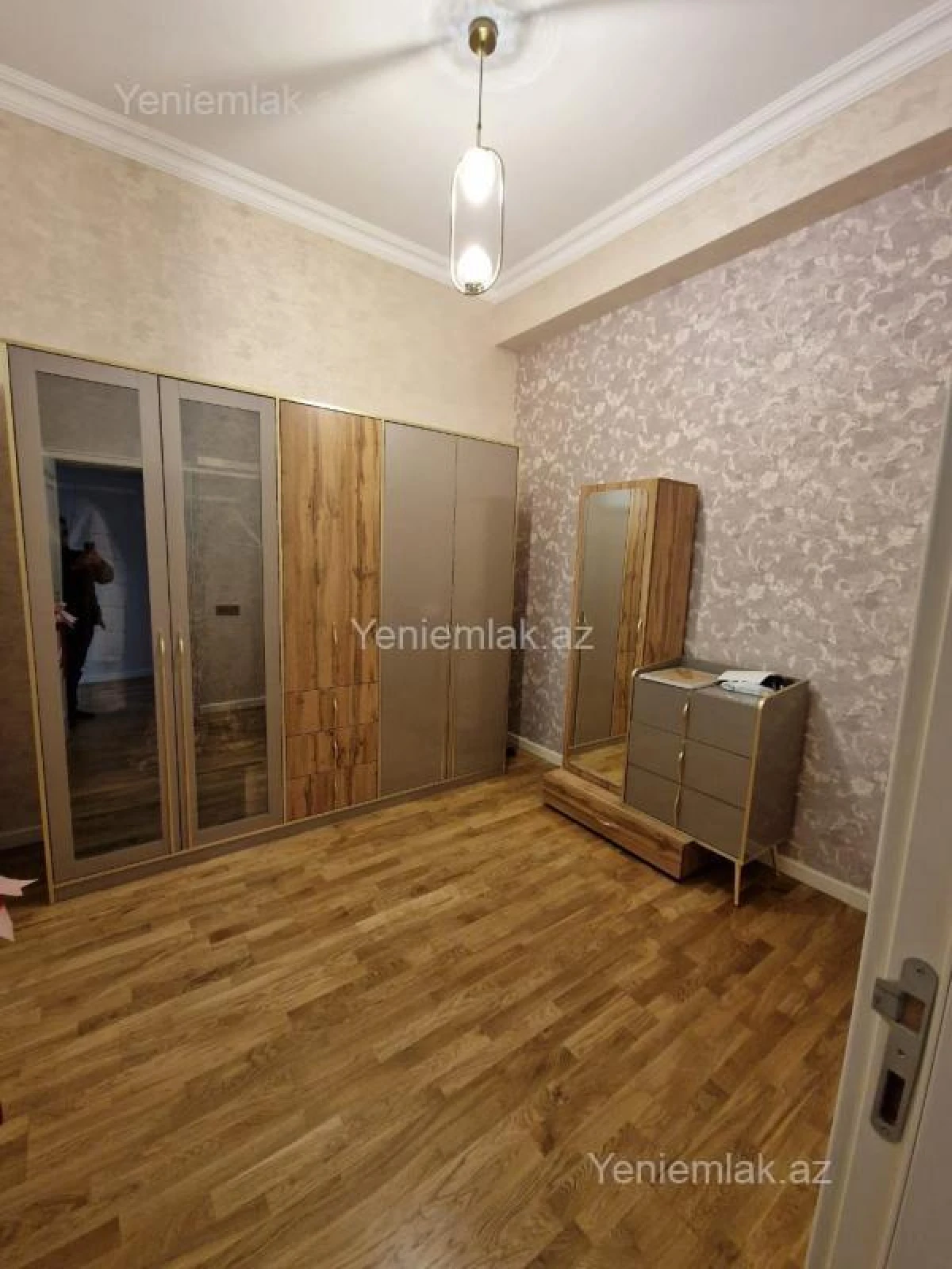 Satılır 3 otaqlı yeni tikili 62 m²