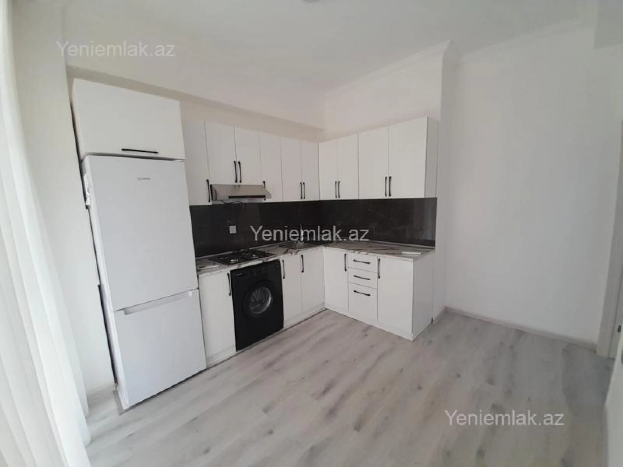 Satılır 2 otaqlı yeni tikili 50 m²