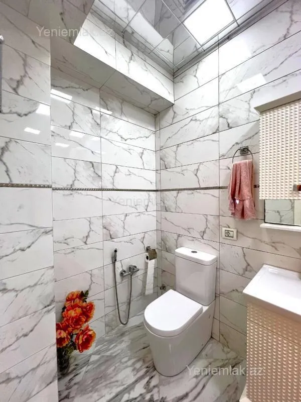 Satılır 3 otaqlı yeni tikili 170 m²