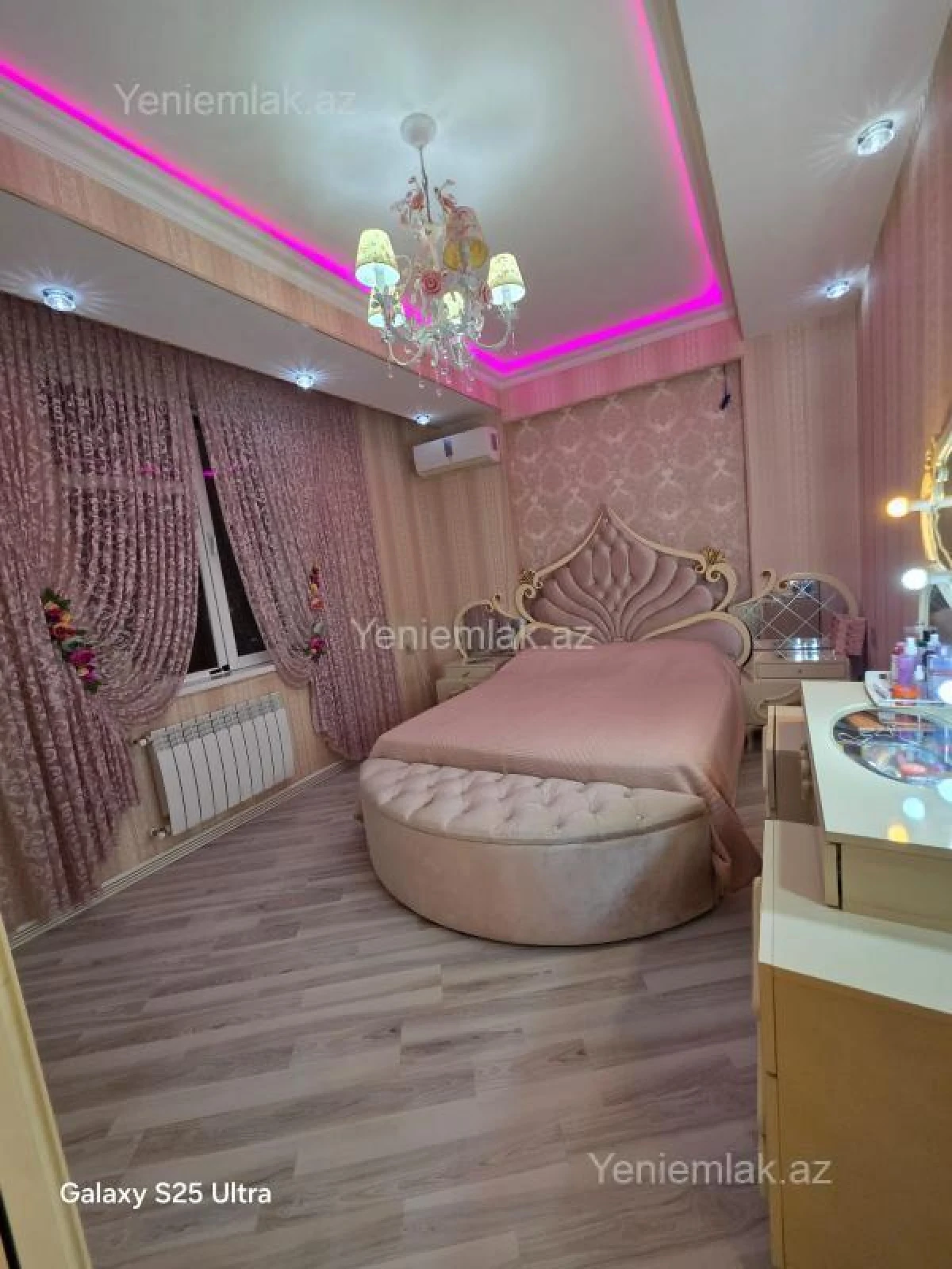 Satılır 2 otaqlı yeni tikili 85 m²