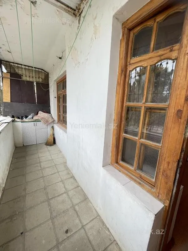 Satılır 2 otaqlı köhnə tikili 50 m²