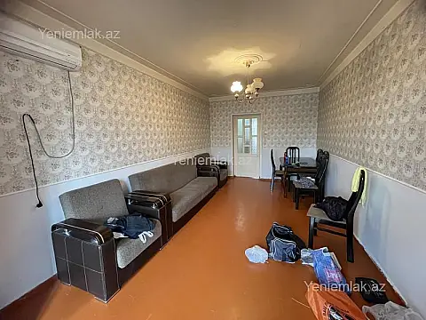 Satılır 2 otaqlı köhnə tikili 50 m²