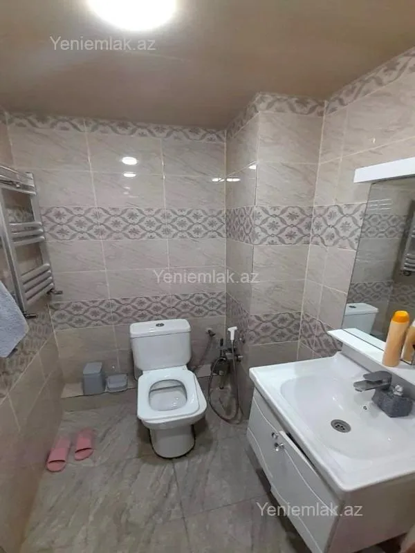 Satılır 3 otaqlı köhnə tikili 70 m²
