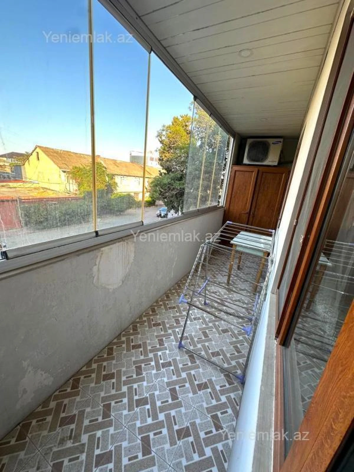 Satılır 4 otaqlı köhnə tikili 120 m²