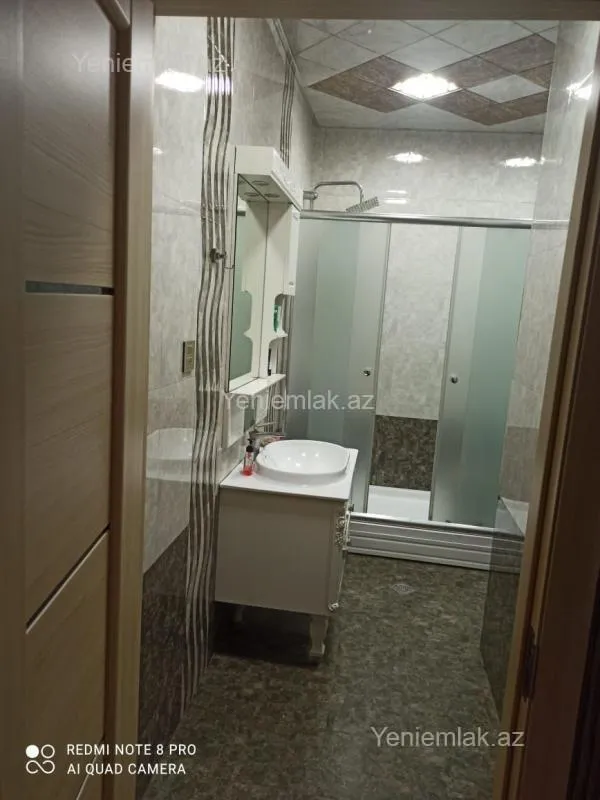 Satılır 4 otaqlı yeni tikili 150 m²